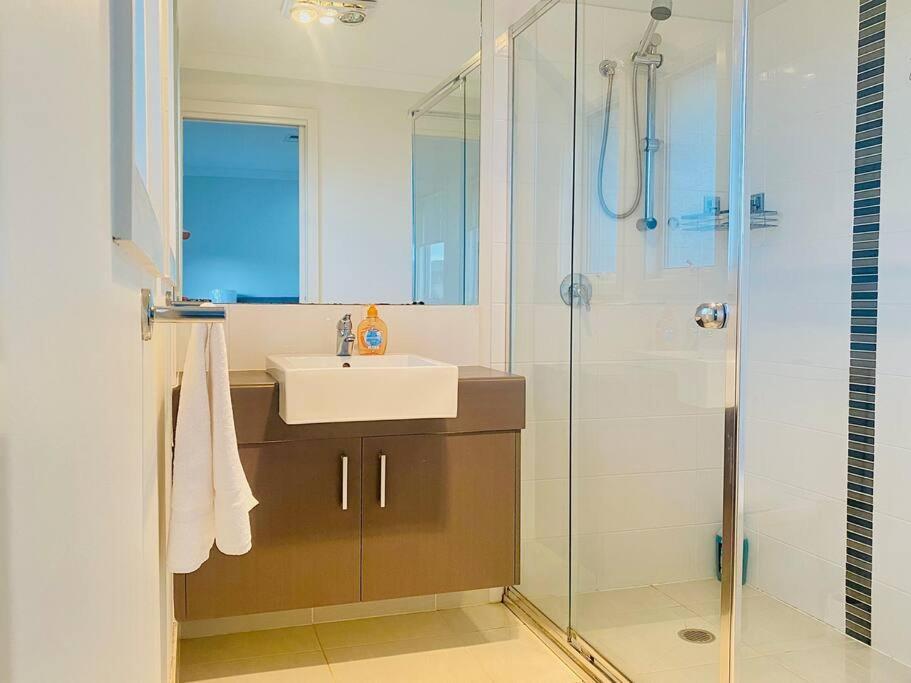 Kellyville 5Br Near Park And Shopping Mall 外观 照片