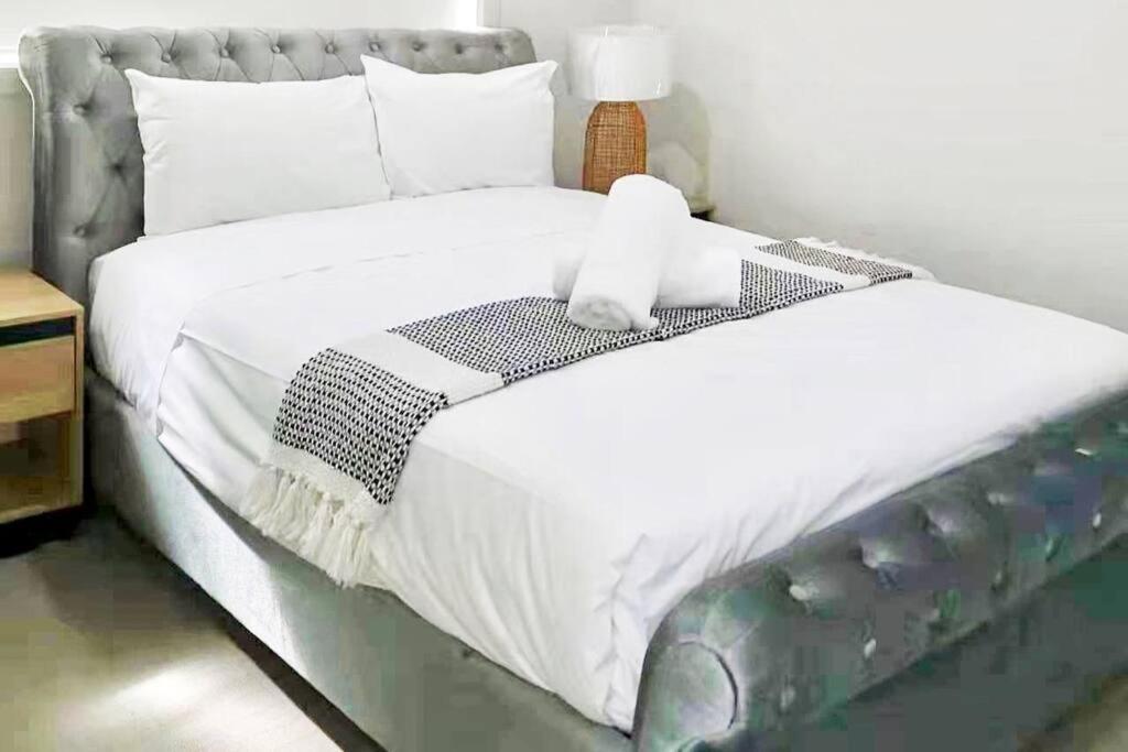 Kellyville 5Br Near Park And Shopping Mall 外观 照片