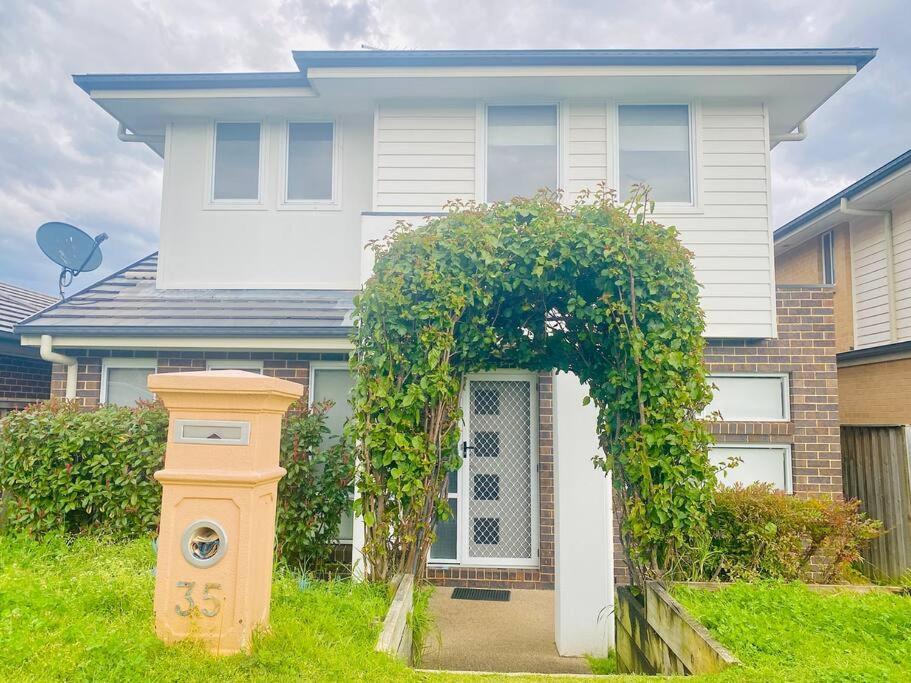 Kellyville 5Br Near Park And Shopping Mall 外观 照片