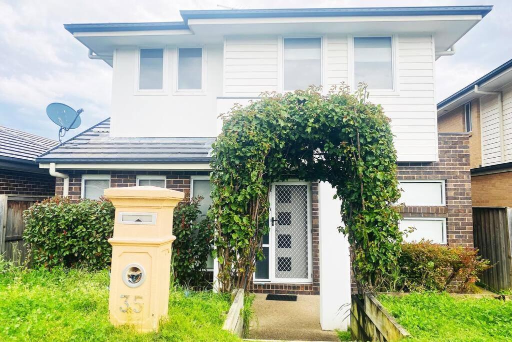 Kellyville 5Br Near Park And Shopping Mall 外观 照片