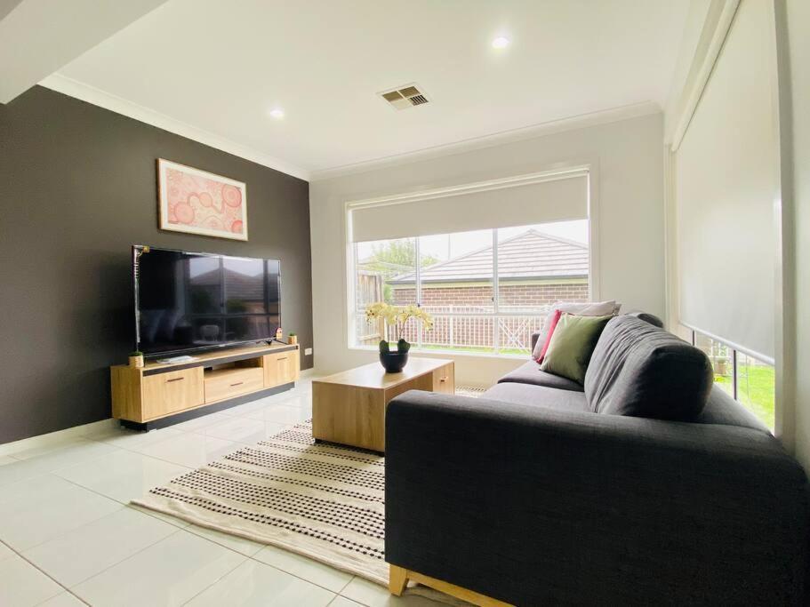 Kellyville 5Br Near Park And Shopping Mall 外观 照片